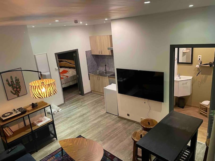 Appartement Hyper Centre 1 อุย ภายนอก รูปภาพ